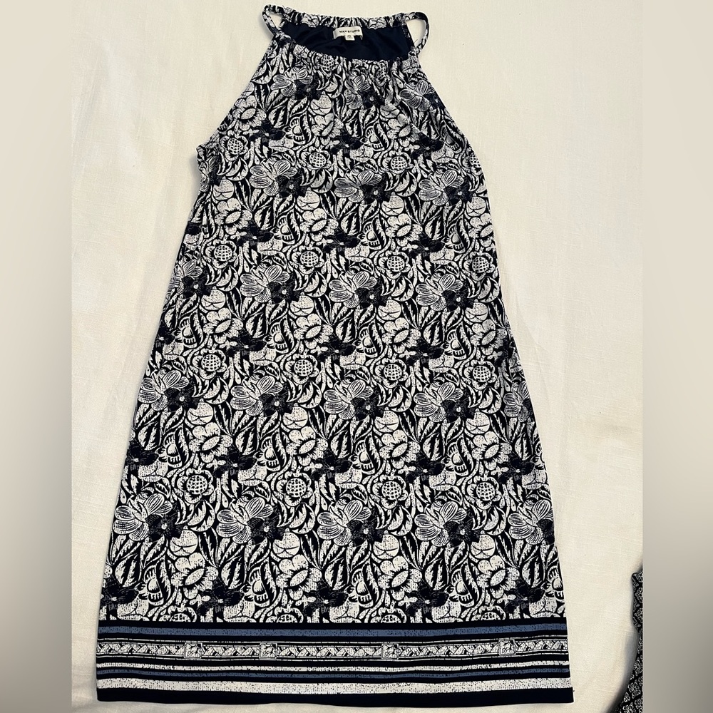 Women’s lightweight high neck dress - size XS